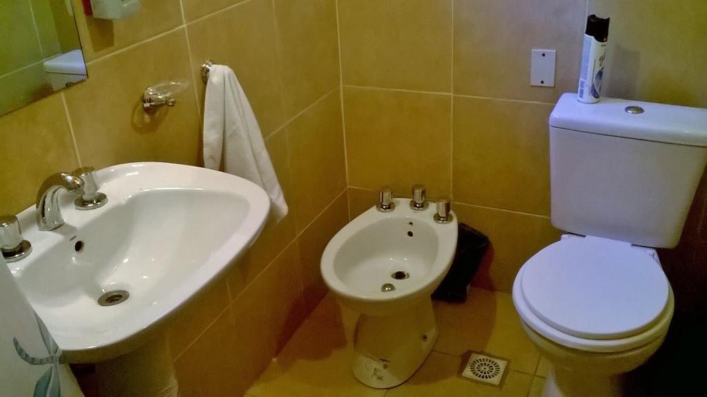 Apartamentos Rio Uruguay Colon  Phòng bức ảnh