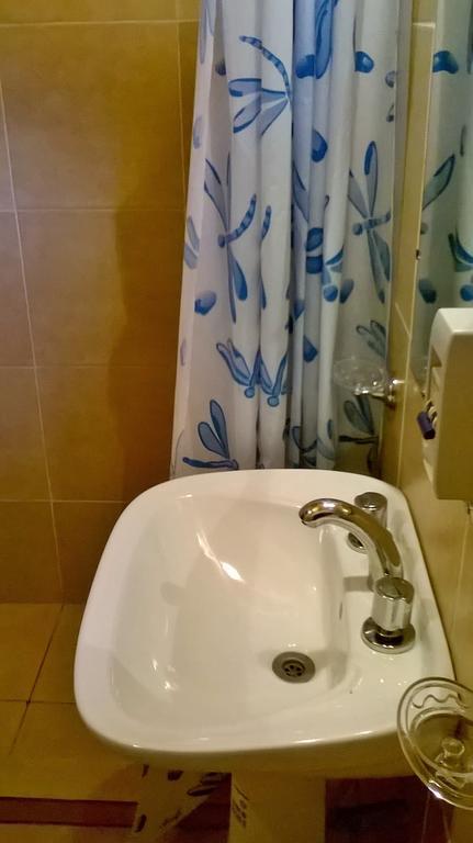 Apartamentos Rio Uruguay Colon  Phòng bức ảnh