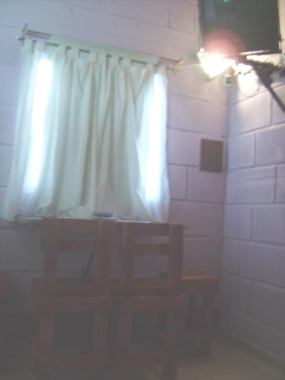 Apartamentos Rio Uruguay Colon  Phòng bức ảnh