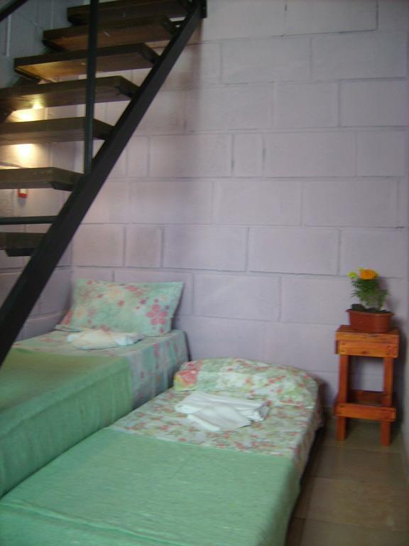Apartamentos Rio Uruguay Colon  Phòng bức ảnh
