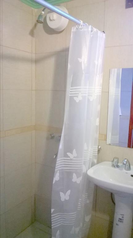 Apartamentos Rio Uruguay Colon  Phòng bức ảnh